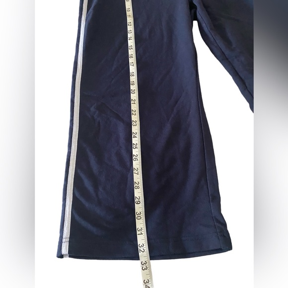 Hiatus women’s cropped pants embroidered logo,navy blue color, size 1X. - Picture 5 of 9